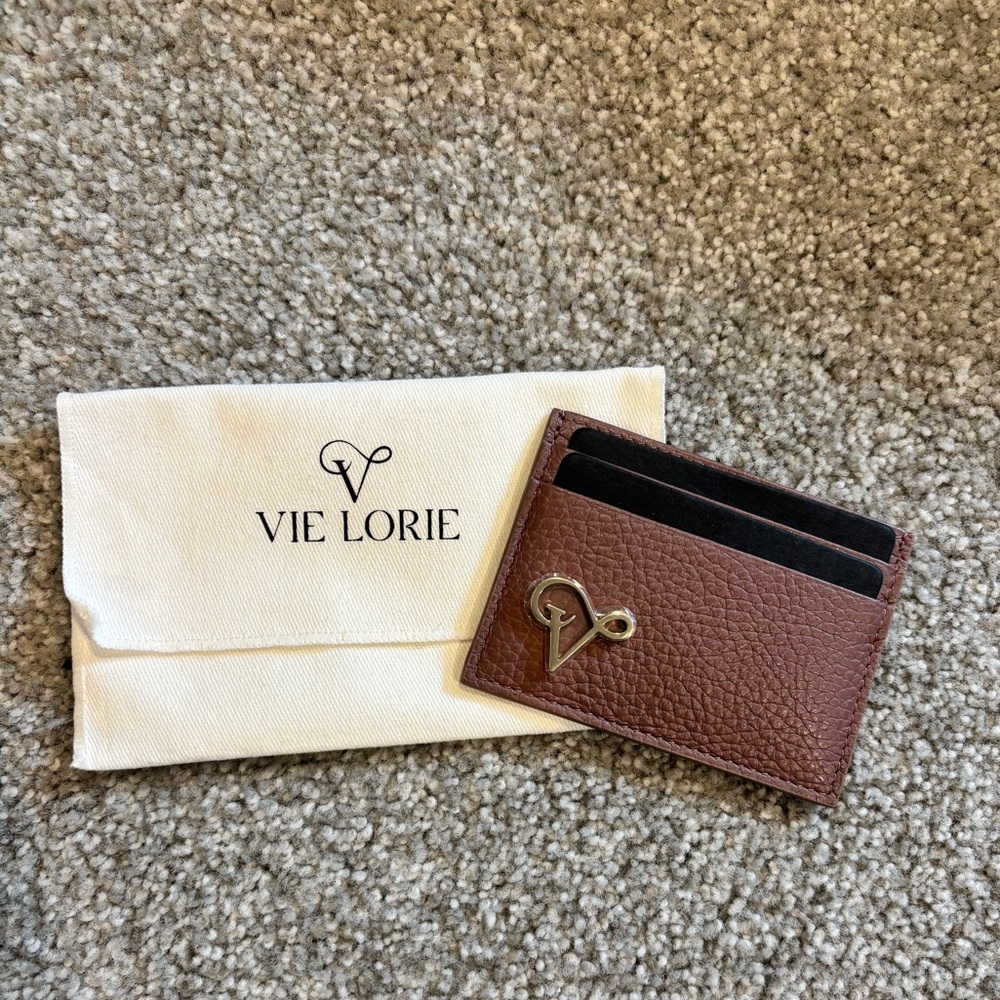 Vie Lorie Wallet. NWOT. Never used.